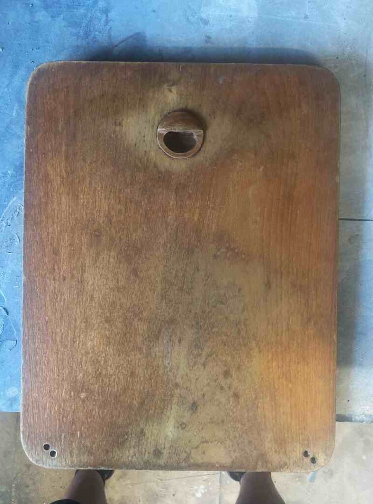 Køkkenlåge før restaurering